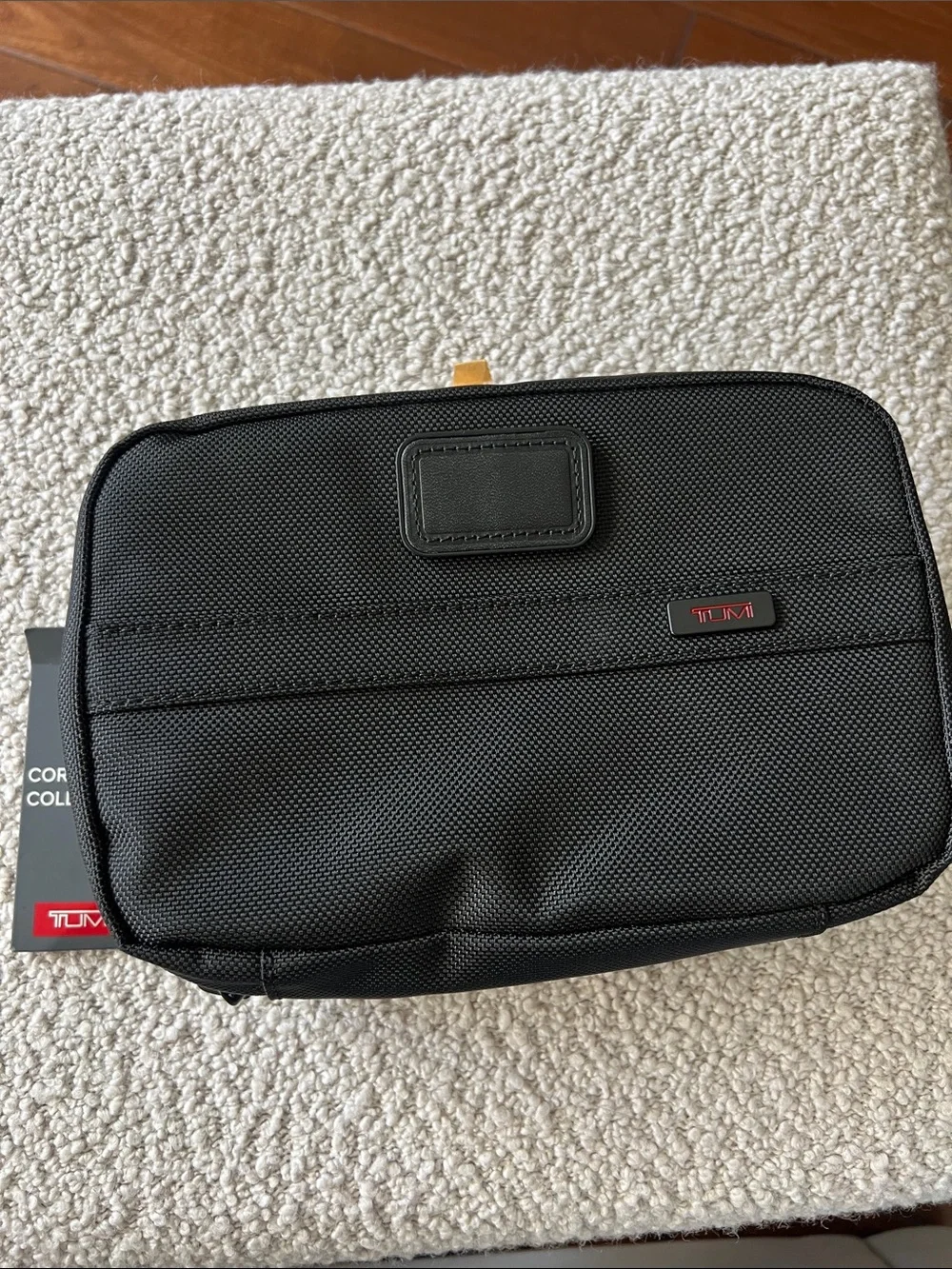 Tumi stay organized